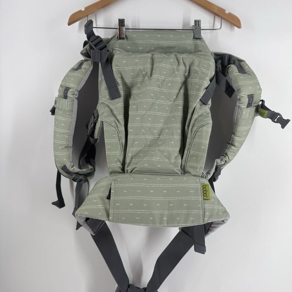 Boba Buckle Carrier Green Spring Backpack W/ Hood Adjustable Green